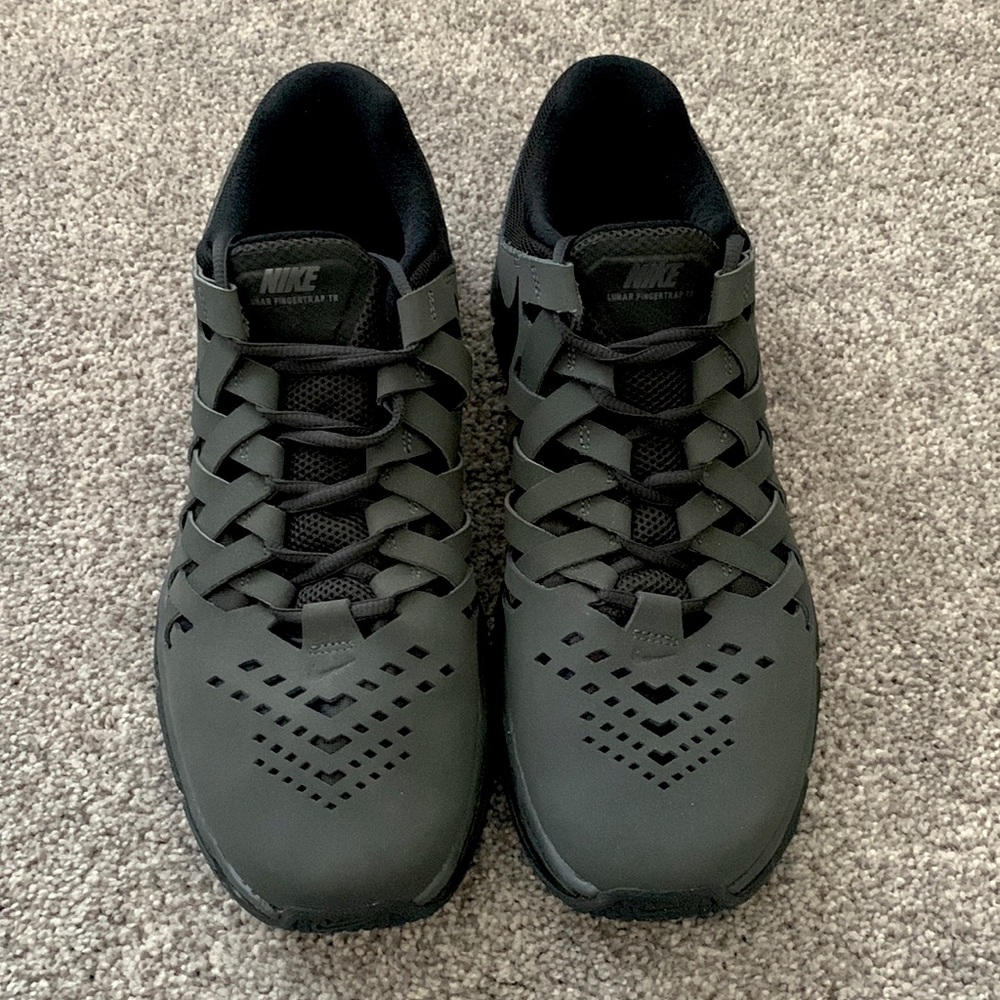 Nike Lunar Fingertrap TR Mens Shoe